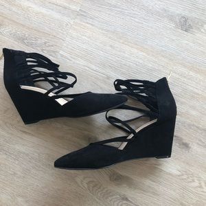 BCBG Generation BCBGeneration strappy wedge 8.5